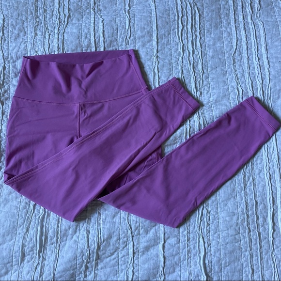 Lululemon wunder unders 25’ - Picture 2 of 4